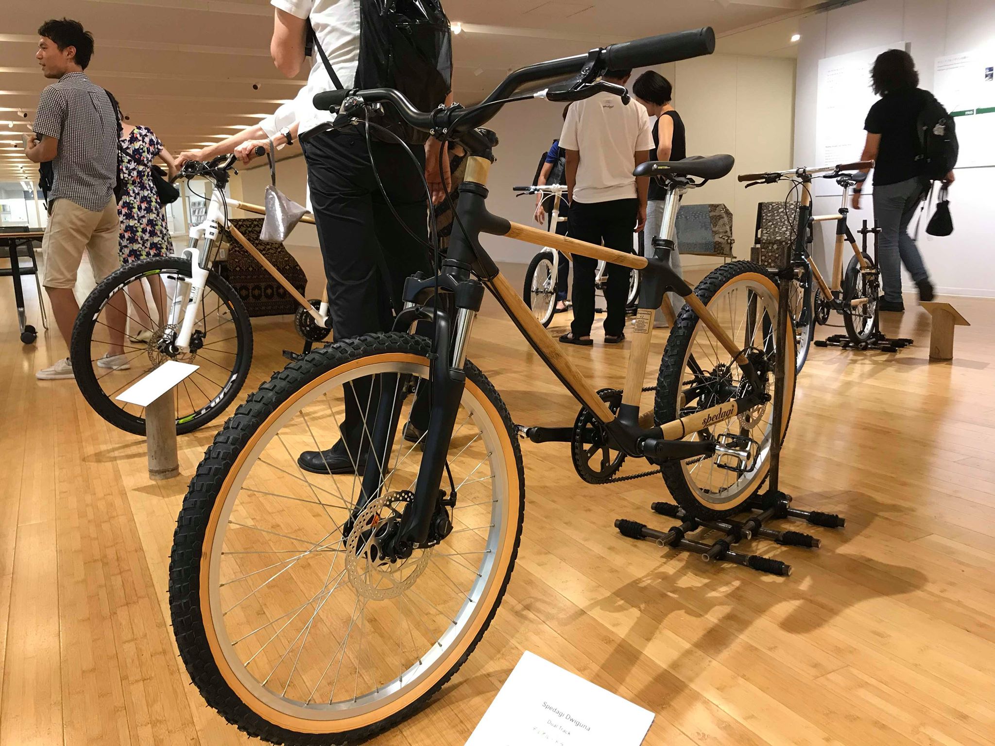 大川印刷 バンブーバイクで村が変わった Social Design On Bamboo Bike